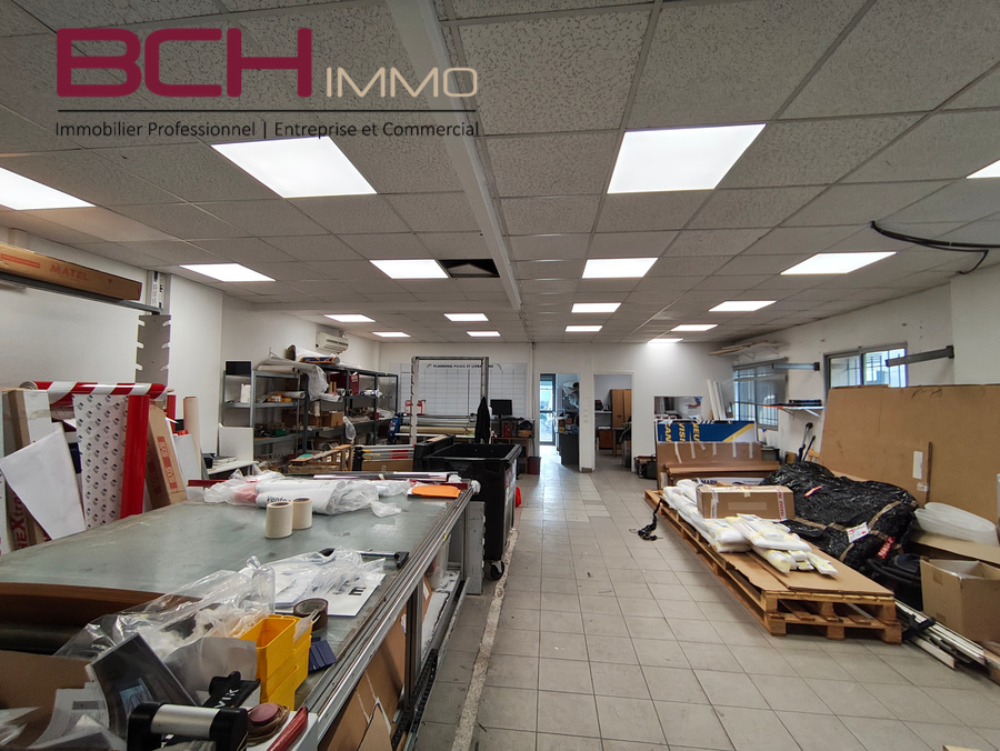 Entrepts & Locaux d'activit - Marseille 15me