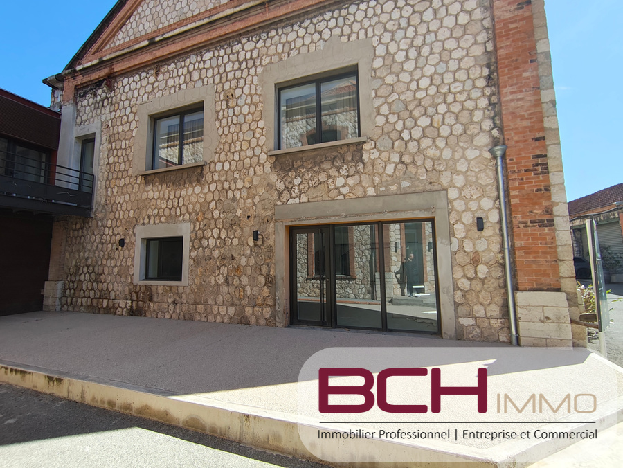 A vendre bureaux en open-space, lumineux, rdc, PMR, Marseille 13010