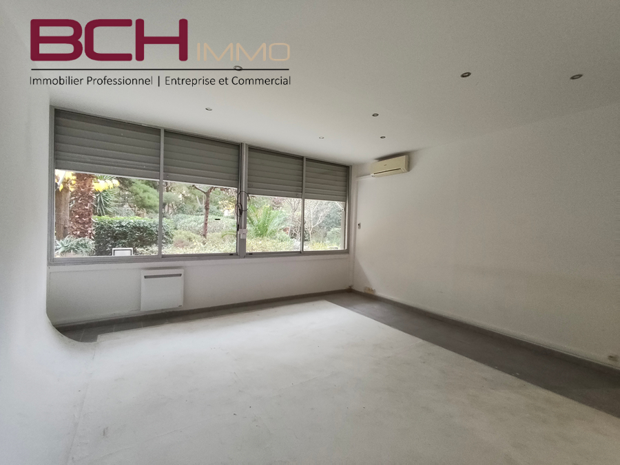Locaux commerciaux - Marseille 8�me