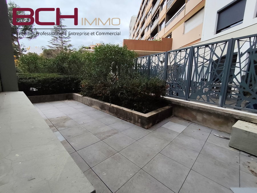 Locaux commerciaux - Marseille 8�me