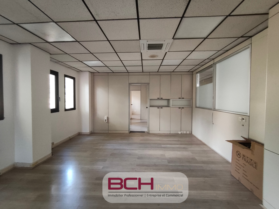 Bureau � louer Marseille avec parking 13011 Marseille