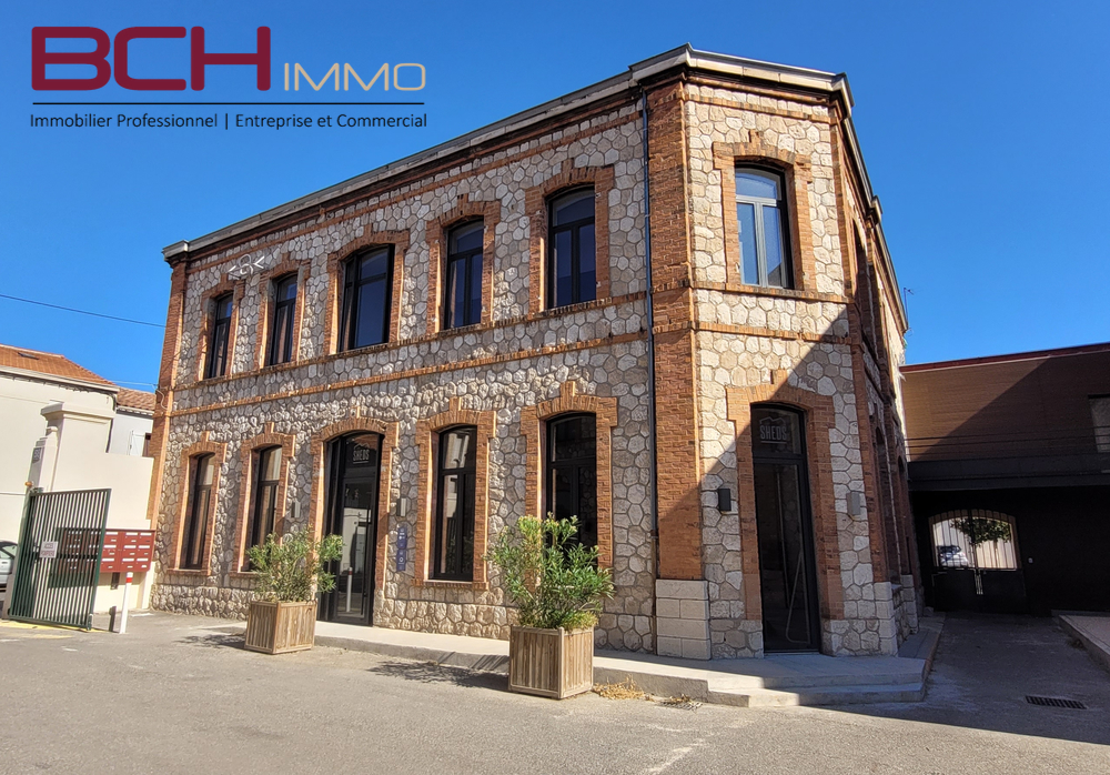 Vente immeuble de bureaux avec du cachet, acc�s PMR, Marseille 13010